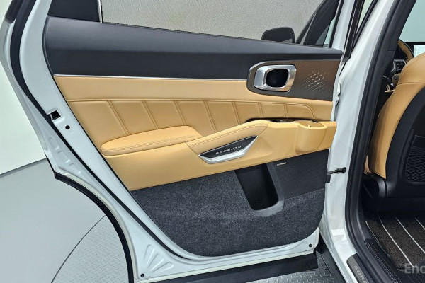 2022 Kia Sorento с пробегом 39 970 км