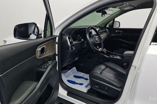 2022 Kia Sorento с пробегом 75 541 км