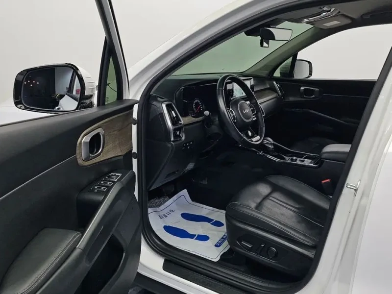 2022 Kia Sorento с пробегом 75 541 км