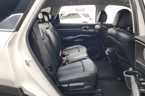 2021 Kia Sorento с пробегом 50 088 км