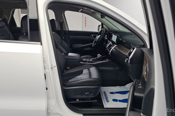 2022 Kia Sorento с пробегом 75 541 км