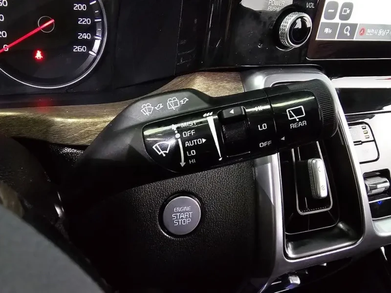 2022 Kia Sorento с пробегом 75 541 км