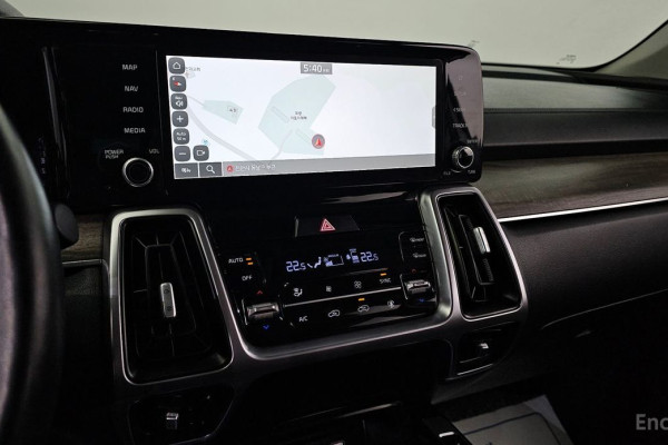 2022 Kia Sorento с пробегом 75 541 км