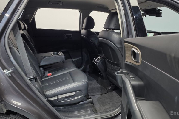 2023 Kia Sorento с пробегом 36 855 км