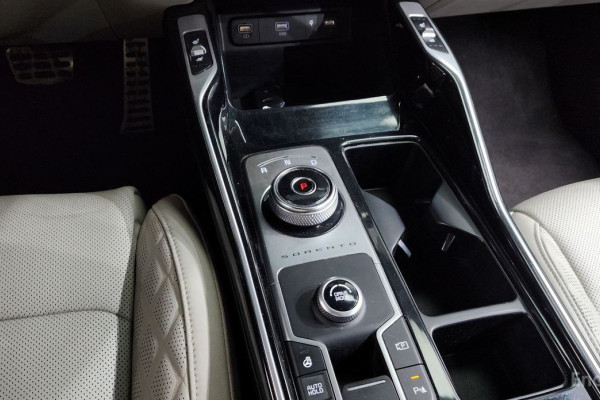 2021 Kia Sorento с пробегом 93 478 км