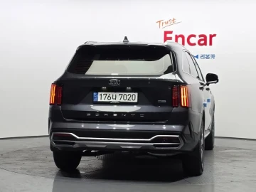 2021 Kia Sorento с пробегом 30 900 км