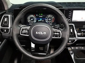 2022 Kia Sorento с пробегом 84 996 км