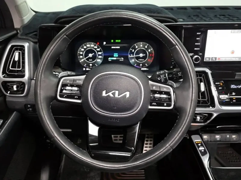 2022 Kia Sorento с пробегом 84 996 км