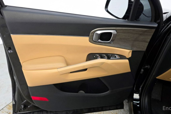 2022 Kia Sorento с пробегом 67 185 км