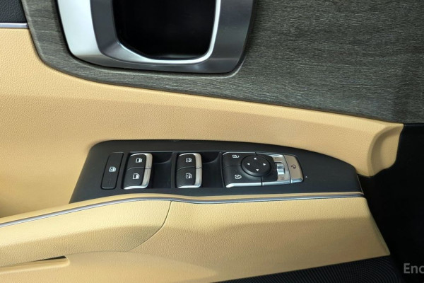 2022 Kia Sorento с пробегом 67 185 км