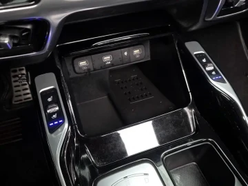2022 Kia Sorento с пробегом 84 996 км