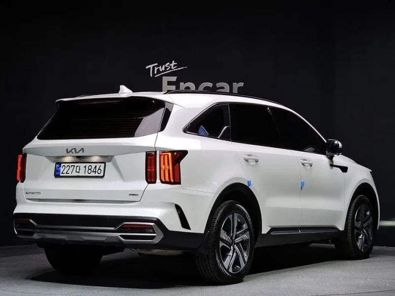 2023 Kia Sorento с пробегом 47 214 км