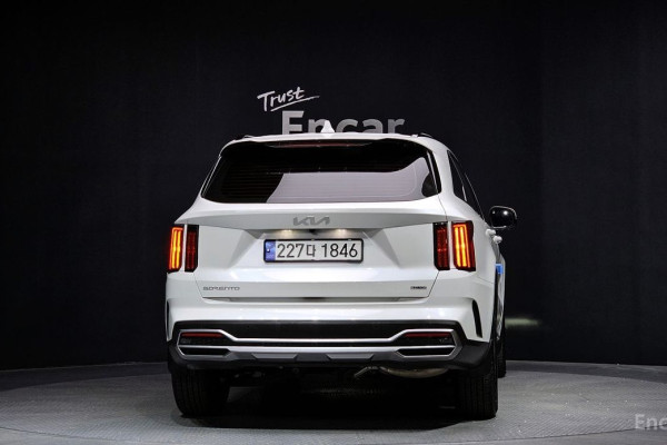 2023 Kia Sorento с пробегом 47 214 км