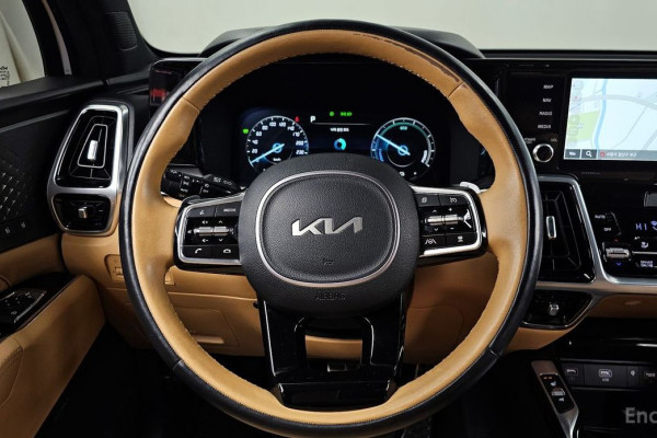 2023 Kia Sorento с пробегом 47 214 км