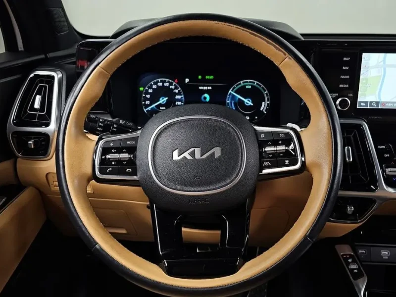 2023 Kia Sorento с пробегом 47 214 км