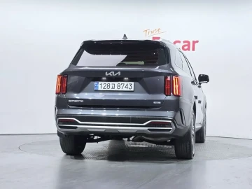 2022 Kia Sorento с пробегом 111 019 км