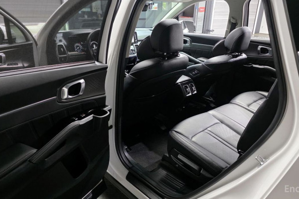 2021 Kia Sorento с пробегом 49 240 км