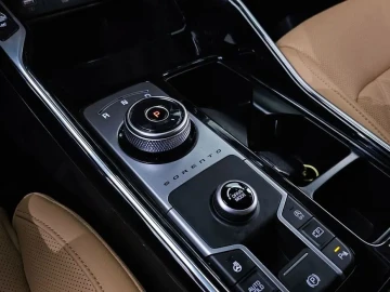 2023 Kia Sorento с пробегом 34 639 км