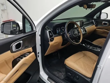 2023 Kia Sorento с пробегом 34 639 км