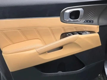 2022 Kia Sorento с пробегом 111 019 км