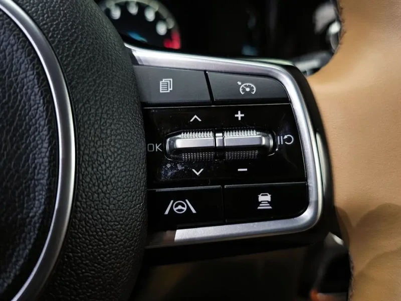 2023 Kia Sorento с пробегом 34 639 км