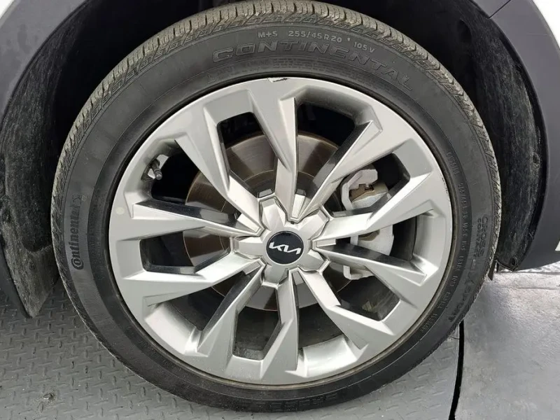 2023 Kia Sorento с пробегом 34 639 км