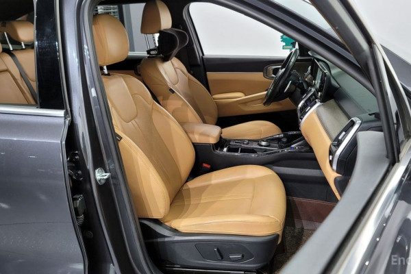 2022 Kia Sorento с пробегом 70 457 км