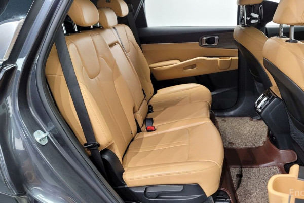 2022 Kia Sorento с пробегом 70 457 км