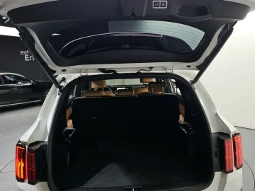 2023 Kia Sorento с пробегом 34 639 км
