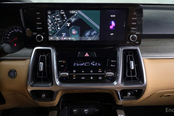 2022 Kia Sorento с пробегом 66 046 км