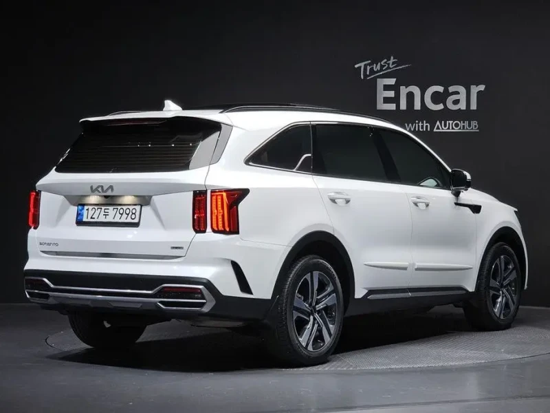 2023 Kia Sorento с пробегом 51 065 км
