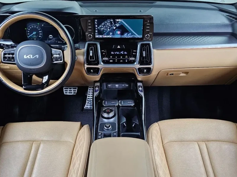 2023 Kia Sorento с пробегом 51 065 км