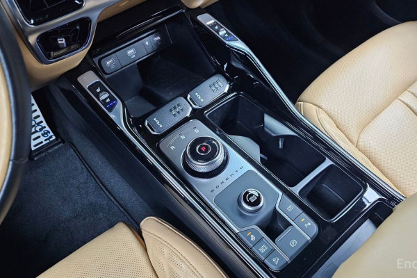 2023 Kia Sorento с пробегом 51 065 км