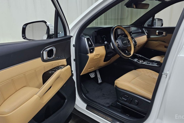 2023 Kia Sorento с пробегом 51 065 км