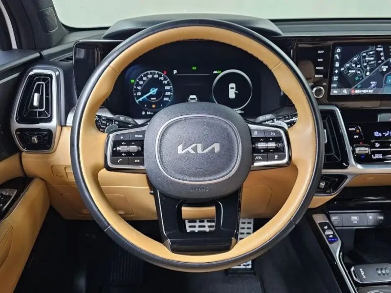 2023 Kia Sorento с пробегом 51 065 км