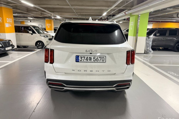 2022 Kia Sorento с пробегом 27 412 км