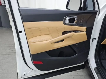 2023 Kia Sorento с пробегом 51 065 км