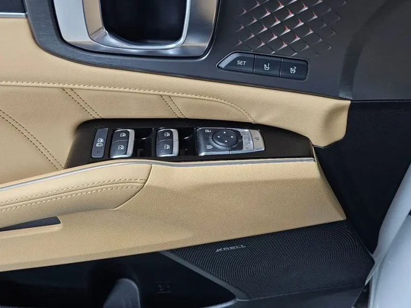 2023 Kia Sorento с пробегом 51 065 км