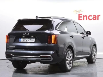 2023 Kia Sorento с пробегом 41 477 км