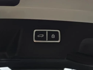 2023 Kia Sorento с пробегом 51 065 км