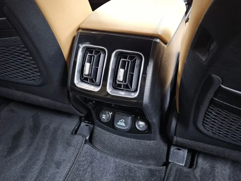 2023 Kia Sorento с пробегом 51 065 км
