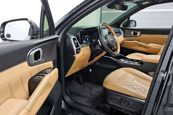 2023 Kia Sorento с пробегом 42 044 км