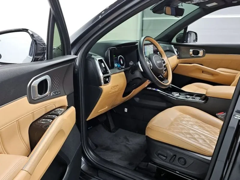 2023 Kia Sorento с пробегом 42 044 км