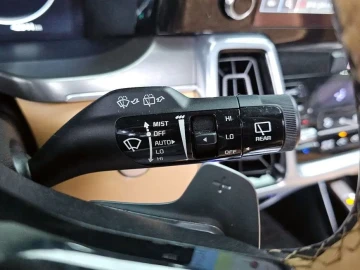 2023 Kia Sorento с пробегом 42 044 км