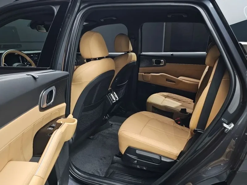 2022 Kia Sorento с пробегом 10 079 км