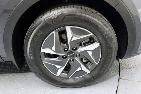 2023 Kia Sorento с пробегом 42 044 км