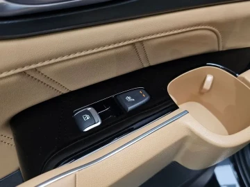 2022 Kia Sorento с пробегом 10 079 км