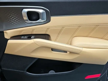 2023 Kia Sorento с пробегом 42 044 км