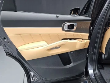 2022 Kia Sorento с пробегом 10 079 км