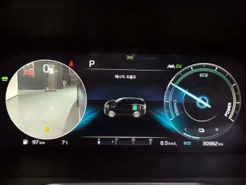 2023 Kia Sorento с пробегом 30 982 км